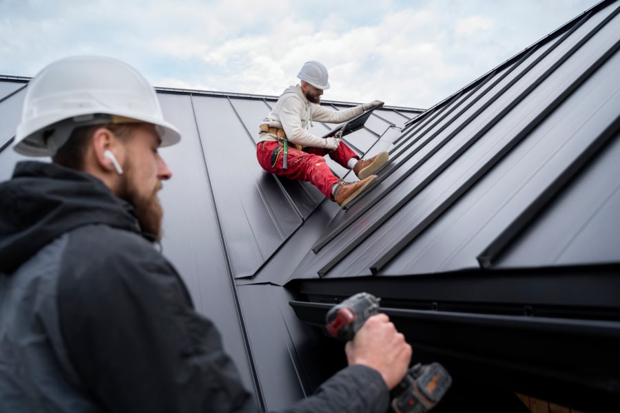 Roofing Workers